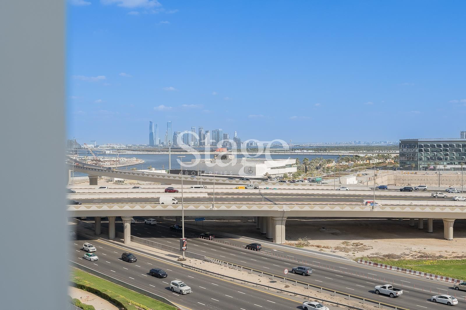 1 bedroom apartment for Sale in Business Bay, Dubai AP7569S