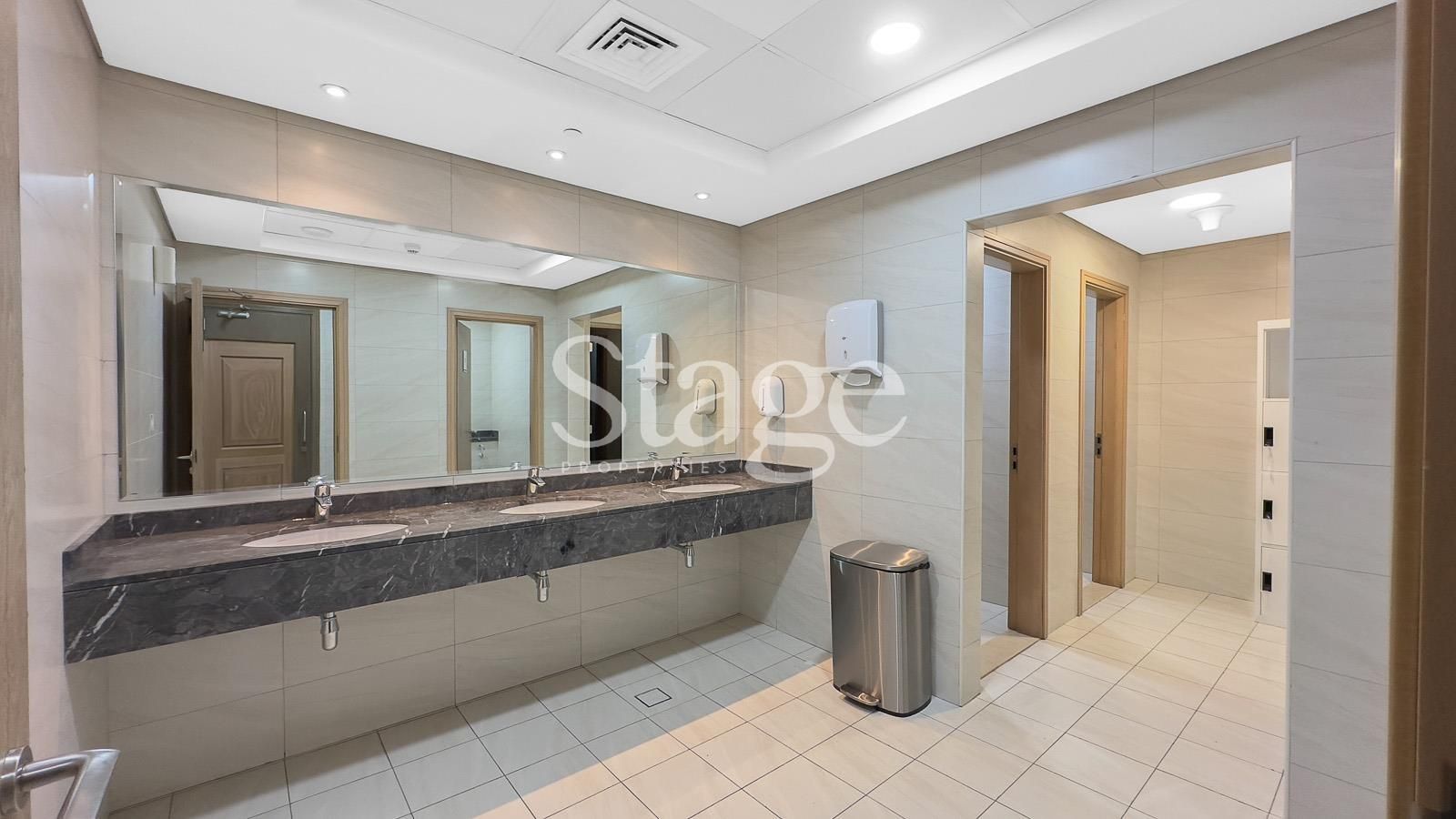 1 bedroom apartment for Sale in Business Bay, Dubai AP7569S