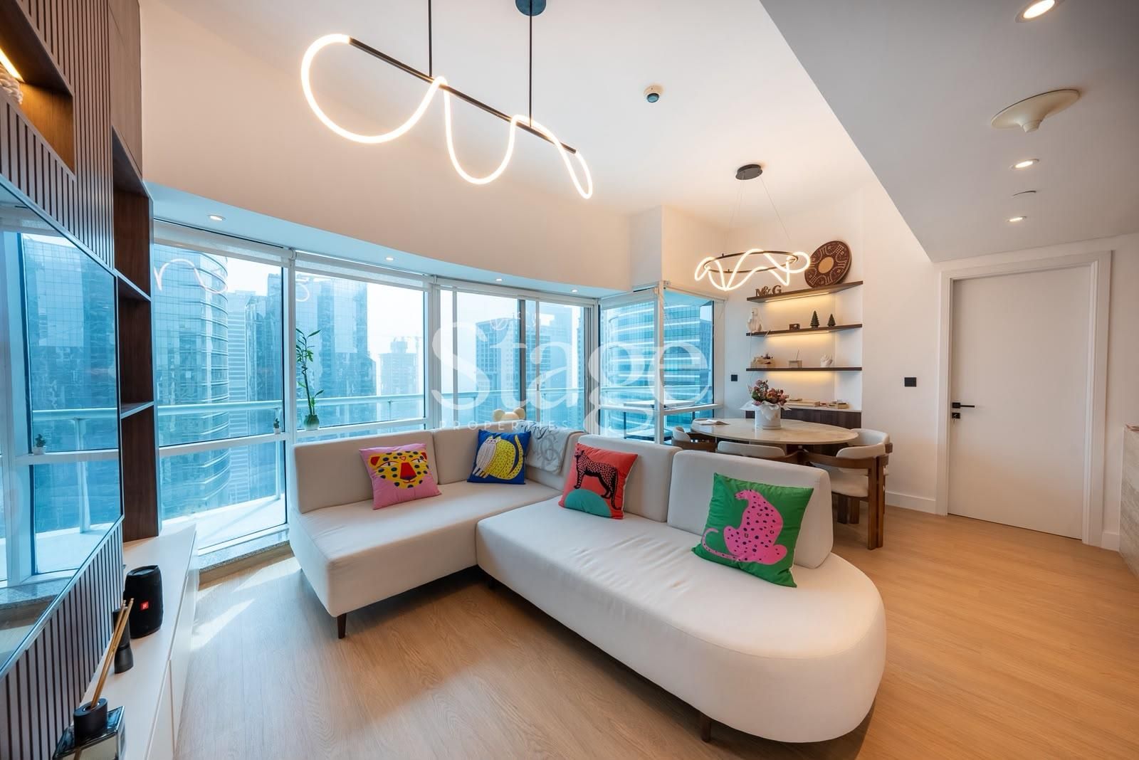 2 bedrooms apartment for Rent in Jumeirah Lake Towers, Dubai AP9961L