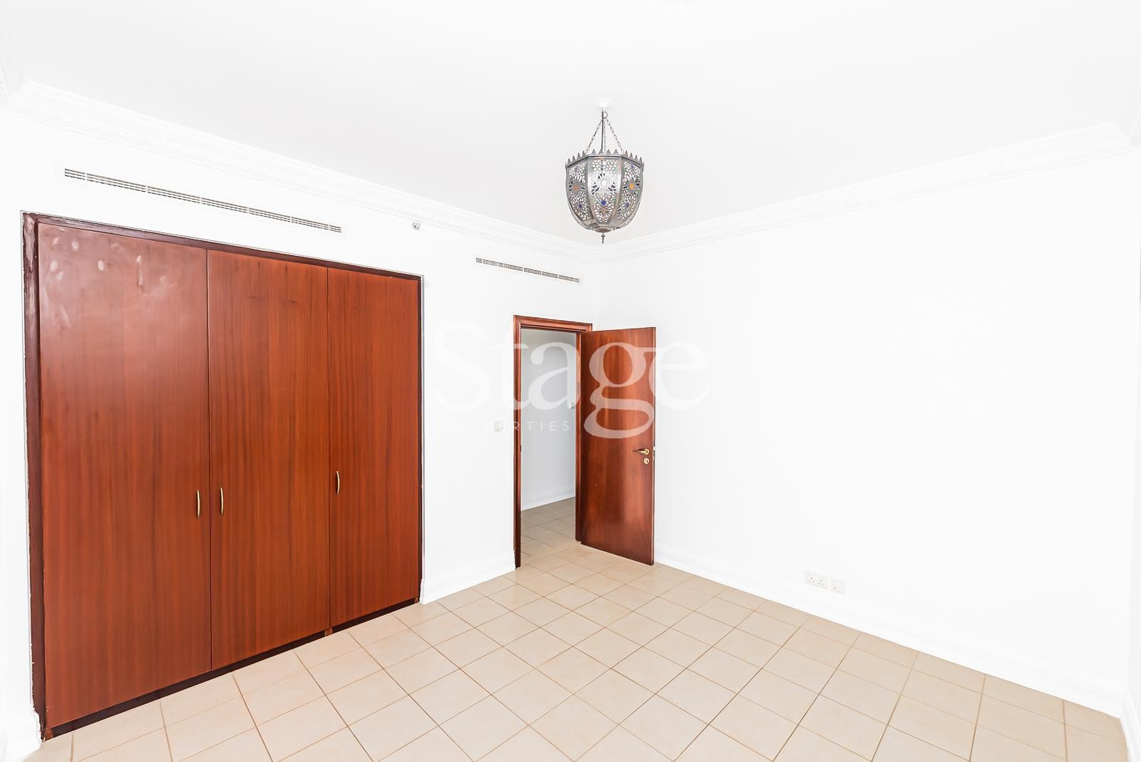 شقة من ٣ غرف نوم للإيجار في Dubai Marina، Dubai AP8227L