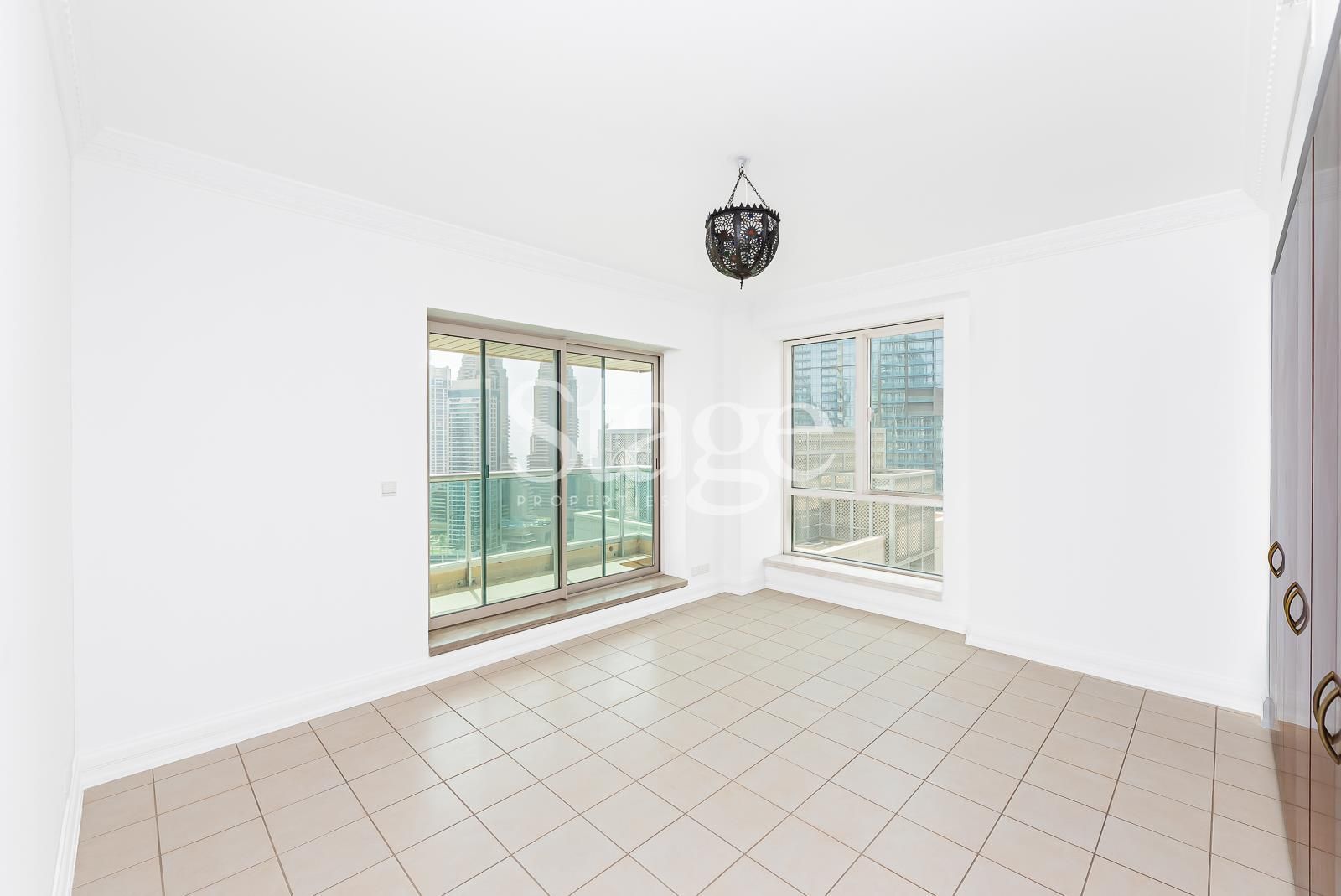 شقة من ٣ غرف نوم للإيجار في Dubai Marina، Dubai AP8227L