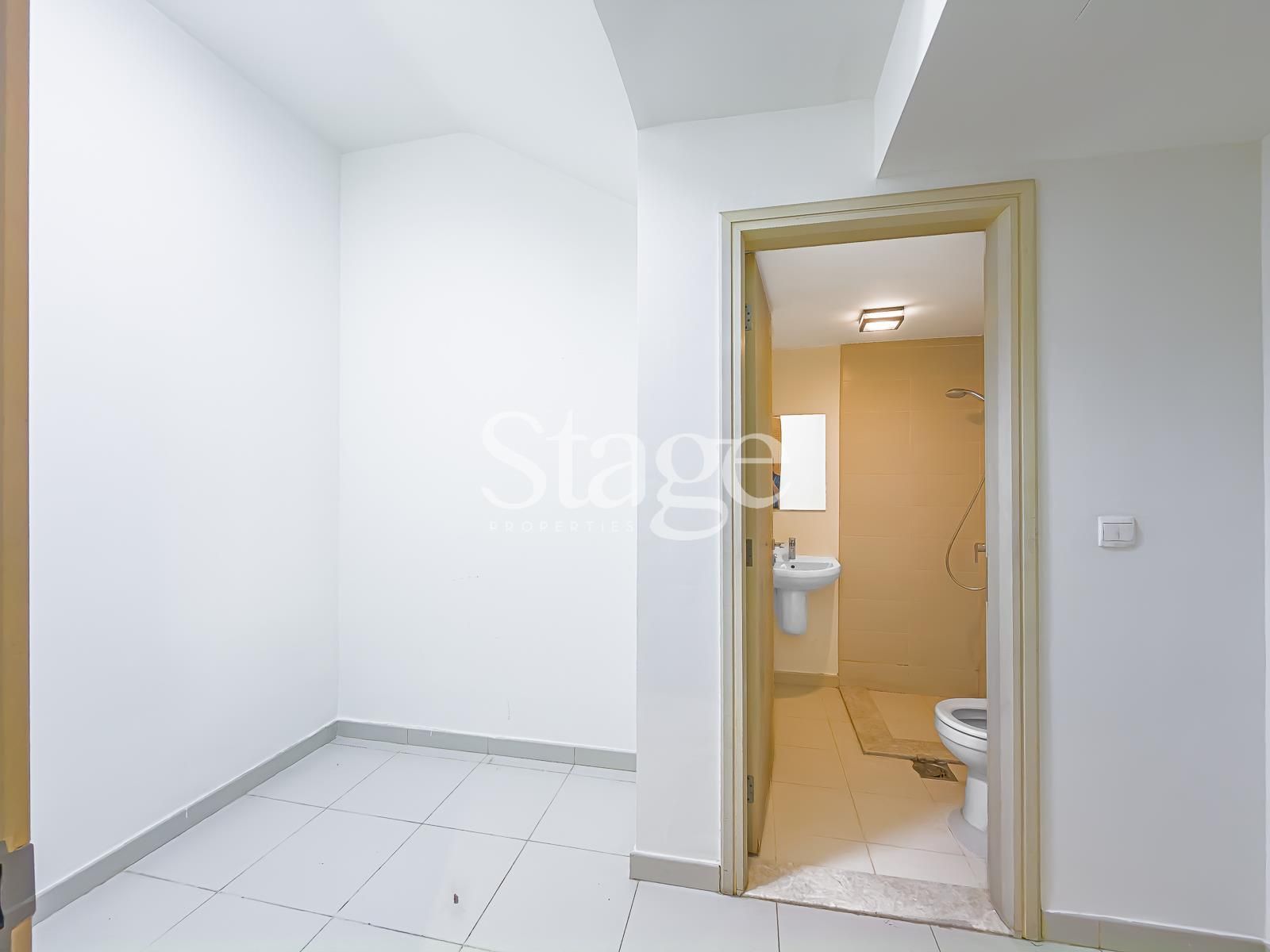 3 bedrooms Townhouse for Rent in Reem, Dubai TH8847L