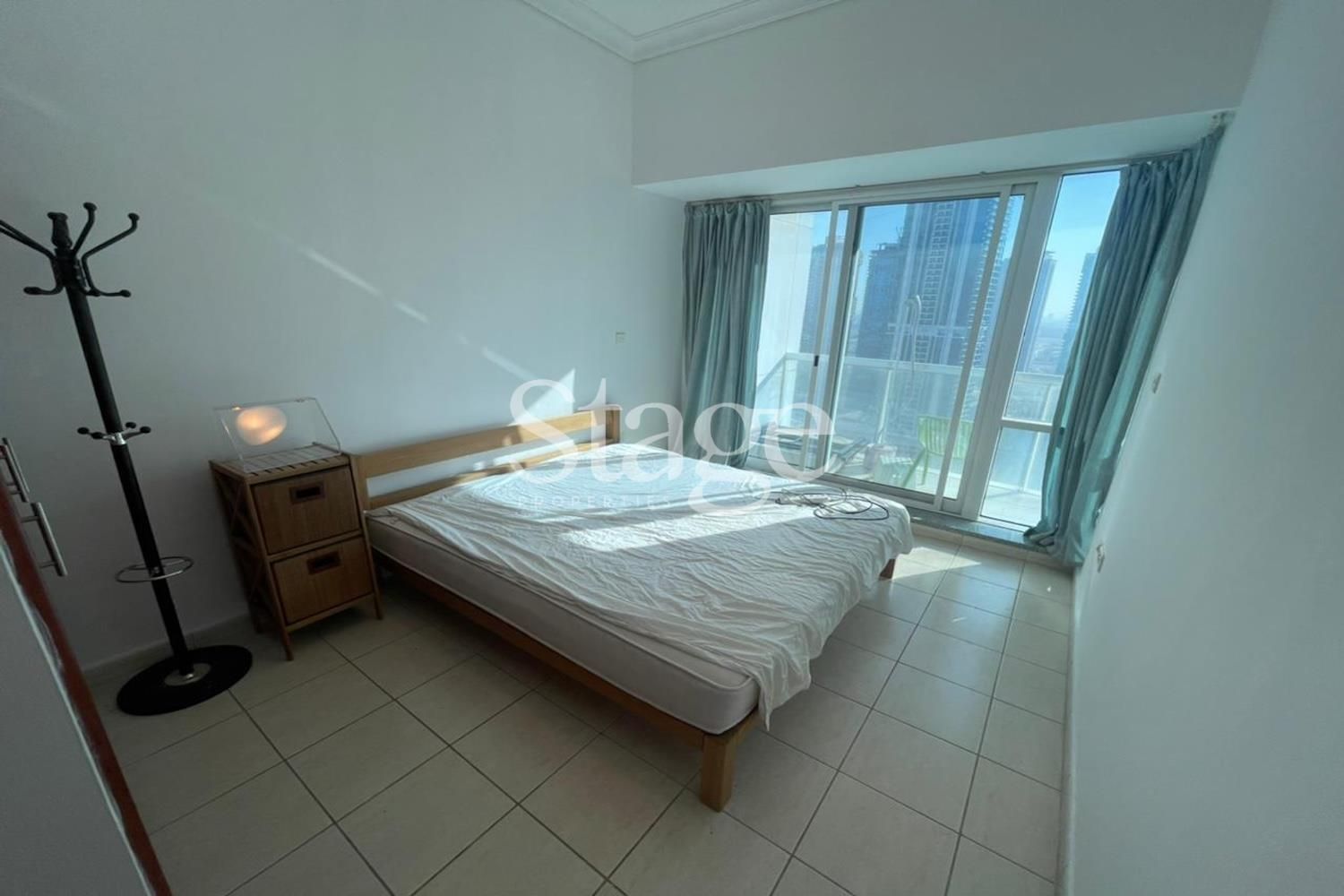 1 bedroom apartment for Rent in Jumeirah Lake Towers, Dubai AP8832L