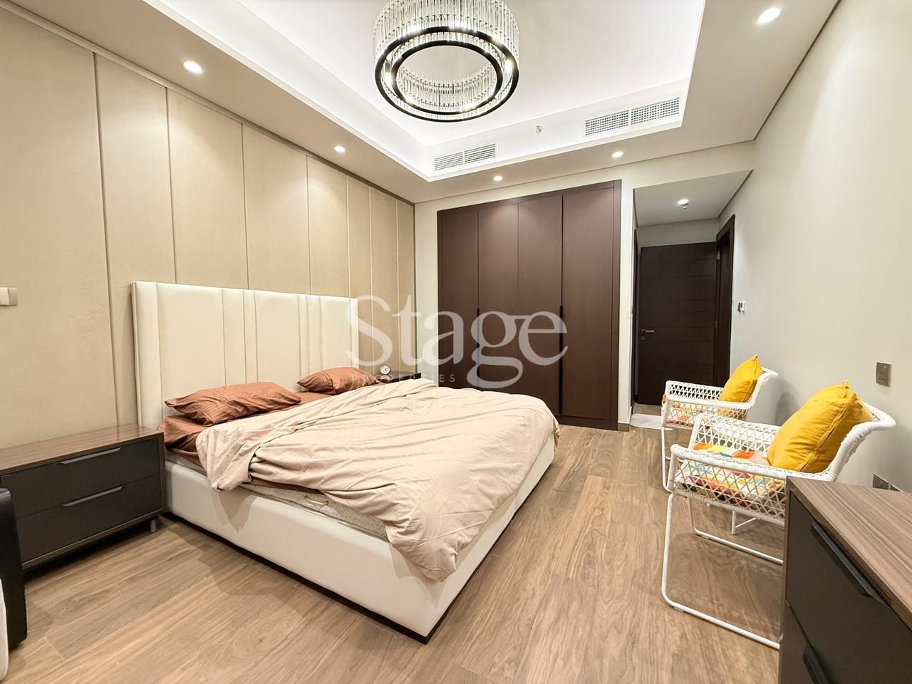 2 bedrooms apartment for Sale in Business Bay, Dubai AP9594S