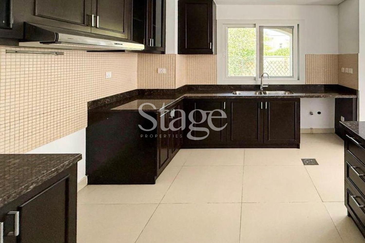 فيلا توأم من ٣ غرف نوم للبيع في Serena، Dubai VI9326S