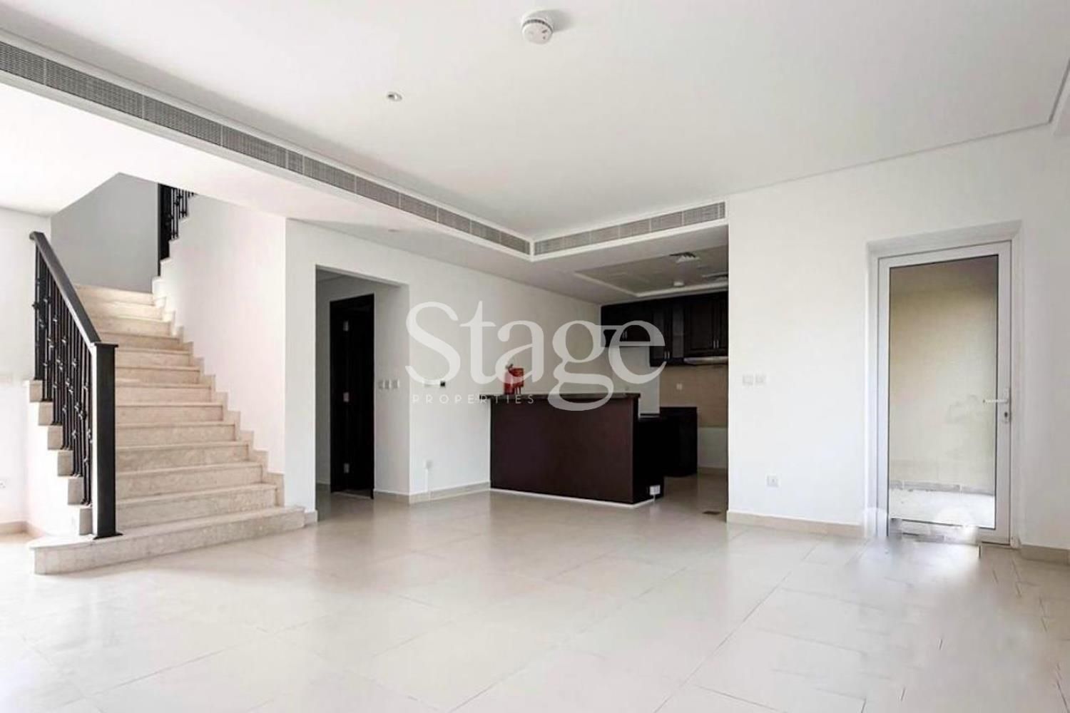 فيلا توأم من ٣ غرف نوم للبيع في Serena، Dubai VI9326S