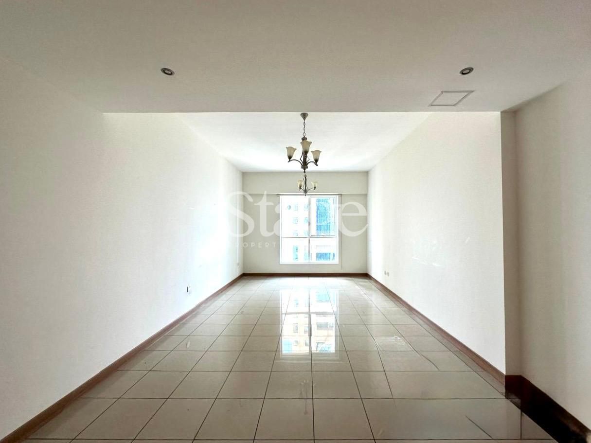 شقة من ٣ غرف نوم للبيع في Dubai Marina، Dubai AP8138S