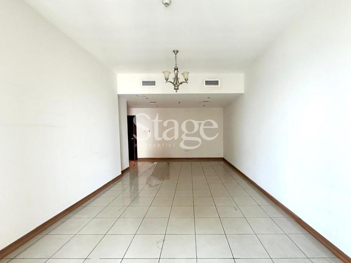 شقة من ٣ غرف نوم للبيع في Dubai Marina، Dubai AP8138S