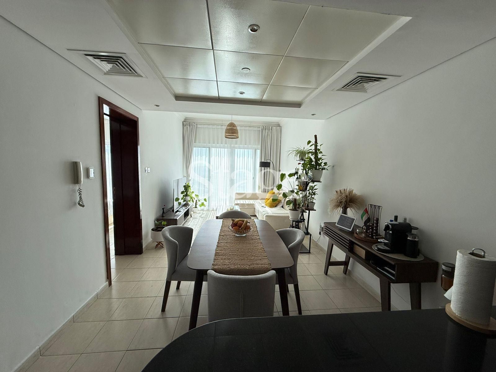 1 bedroom apartment for Rent in Jumeirah Lake Towers, Dubai AP10172L