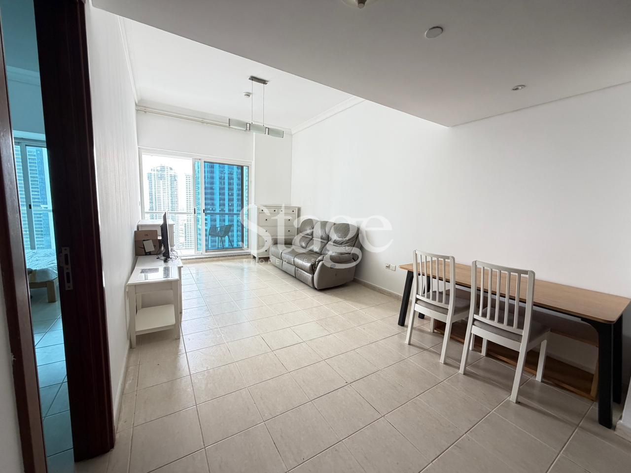 1 bedroom apartment for Rent in Jumeirah Lake Towers, Dubai AP10172L