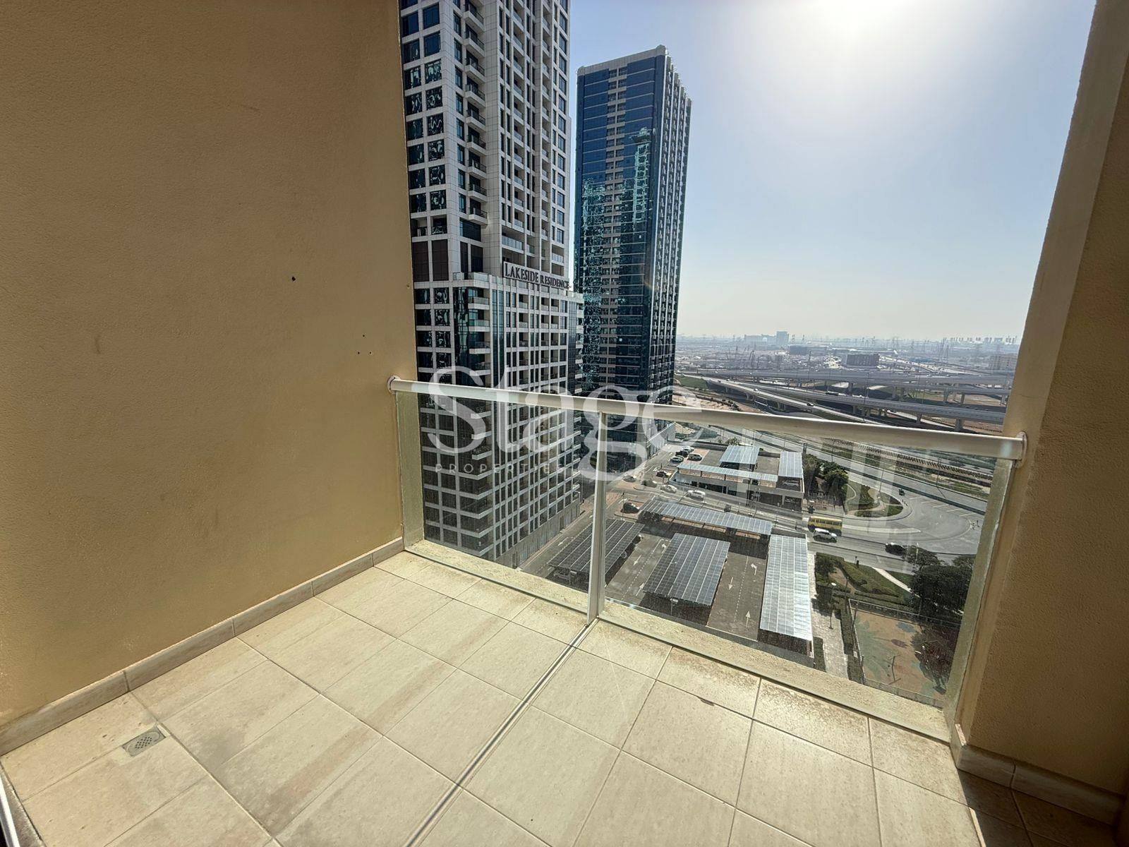 1 bedroom apartment for Rent in Jumeirah Lake Towers, Dubai AP10172L