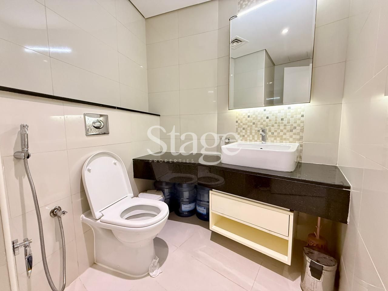 1 bedroom apartment for Sale in Business Bay, Dubai AP10002S