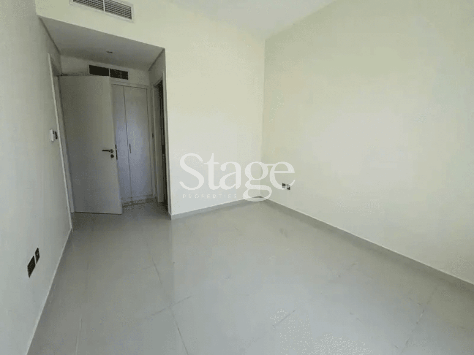 3 bedrooms Villas for Sale in Damac Hills 2, Dubai VI8261S