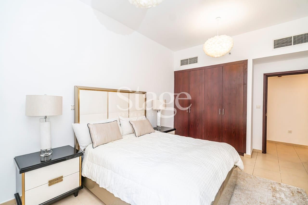 2 bedrooms apartment for Sale in Jumeirah Beach Residence, Dubai AP7856S