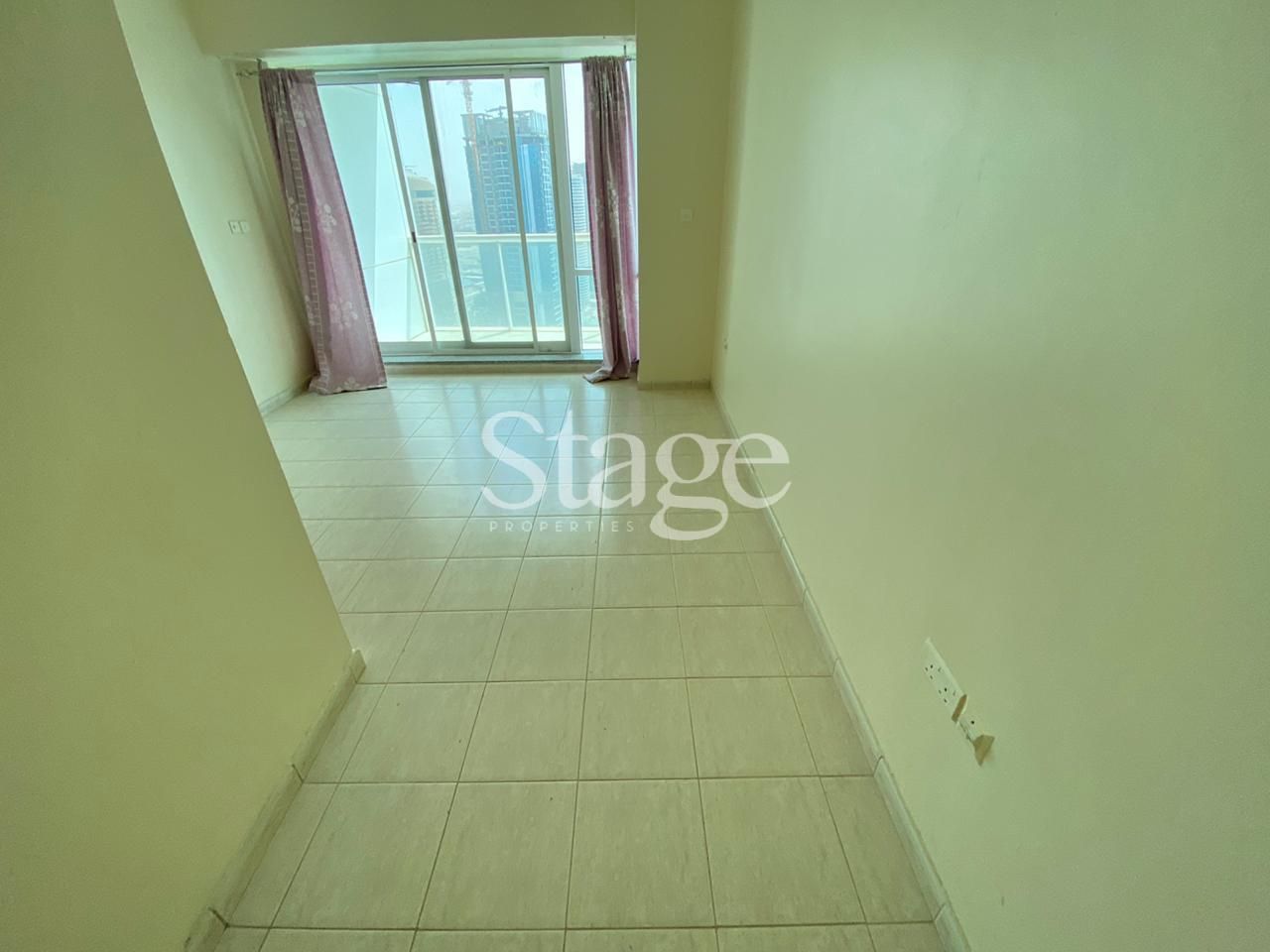 3 bedrooms apartment for Sale in Jumeirah Lake Towers, Dubai AP8892S