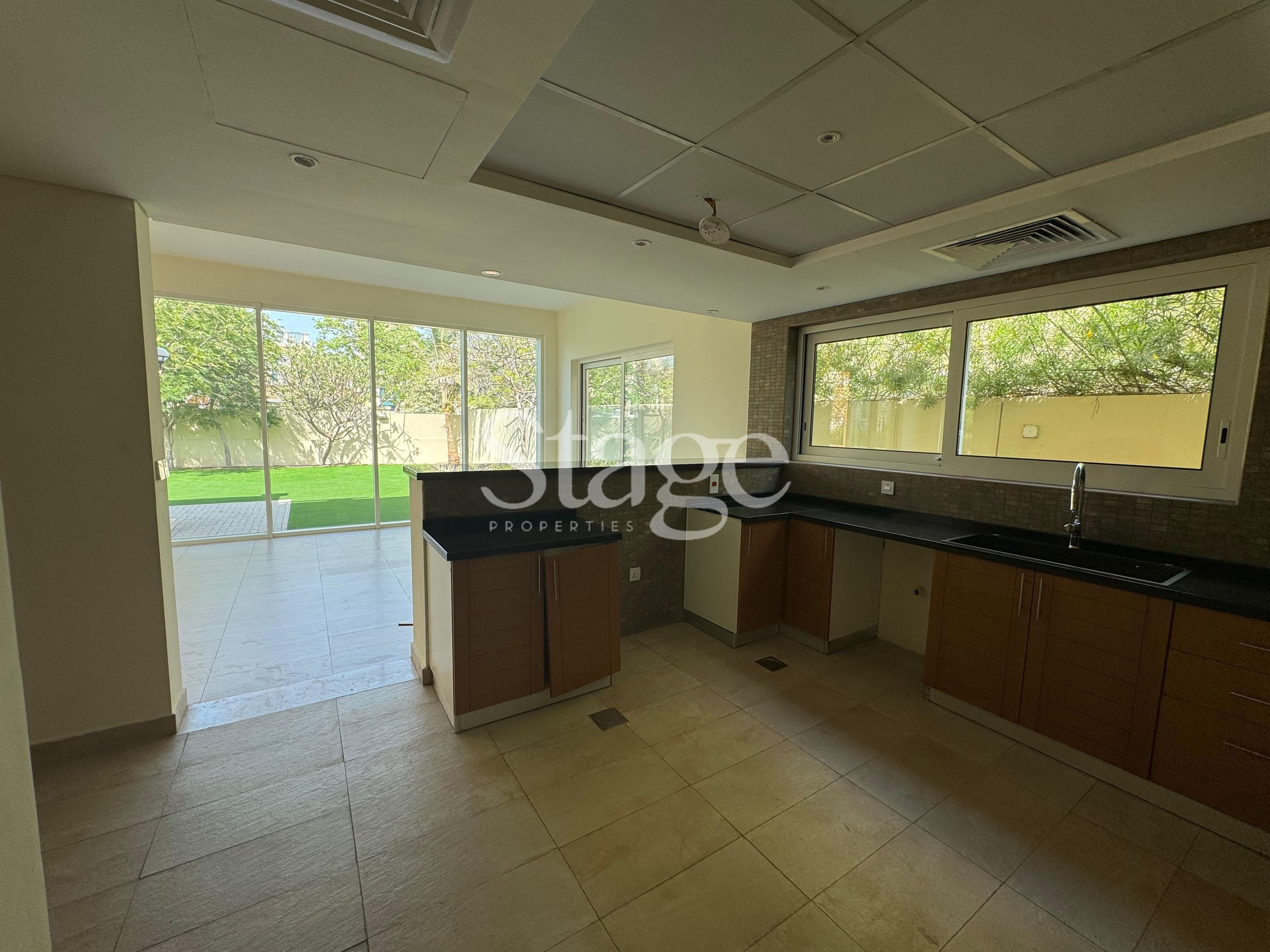 4 bedrooms common for Rent in Jumeirah Park, Dubai VI8415L