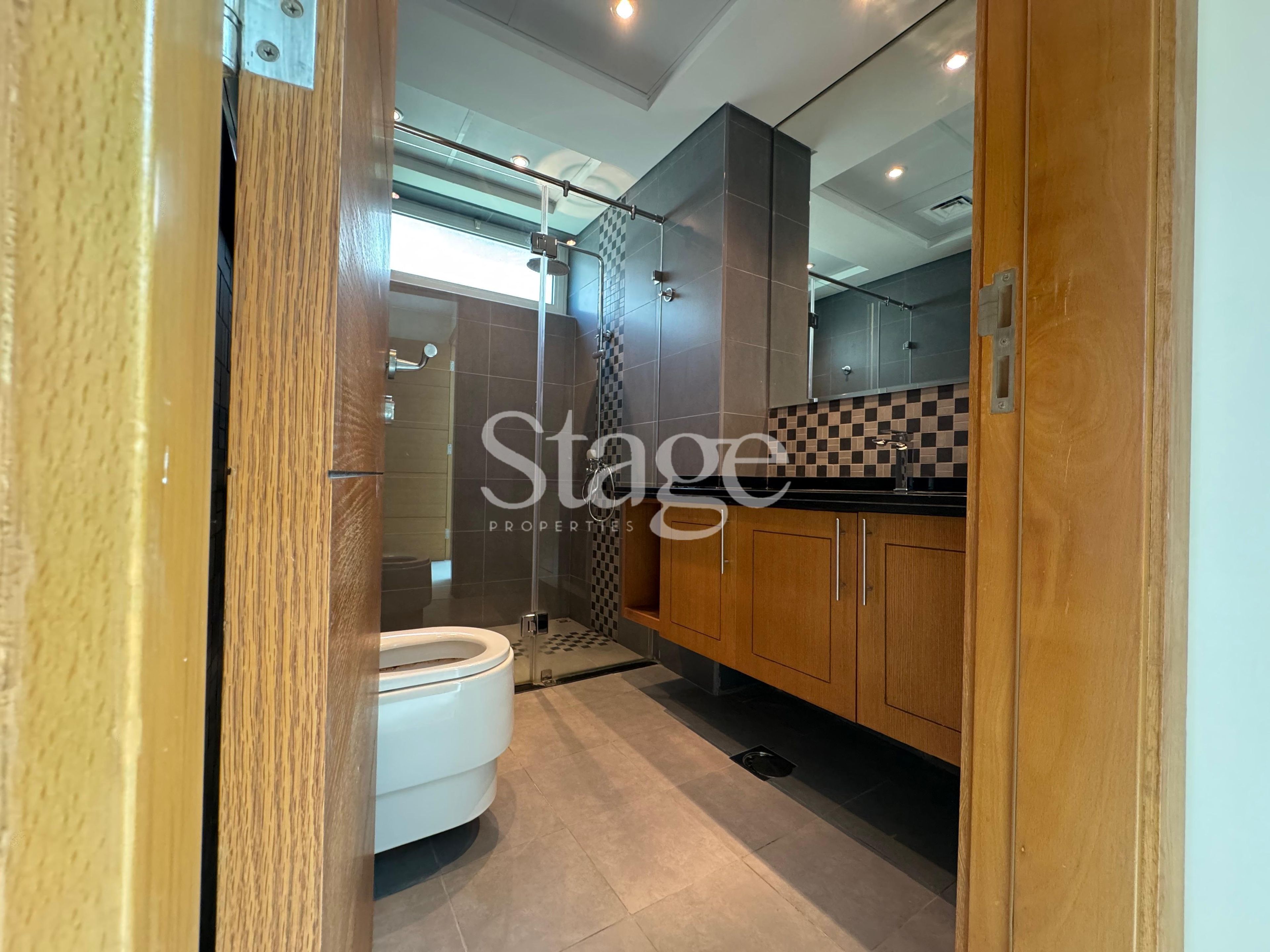 4 bedrooms common for Rent in Jumeirah Park, Dubai VI8415L