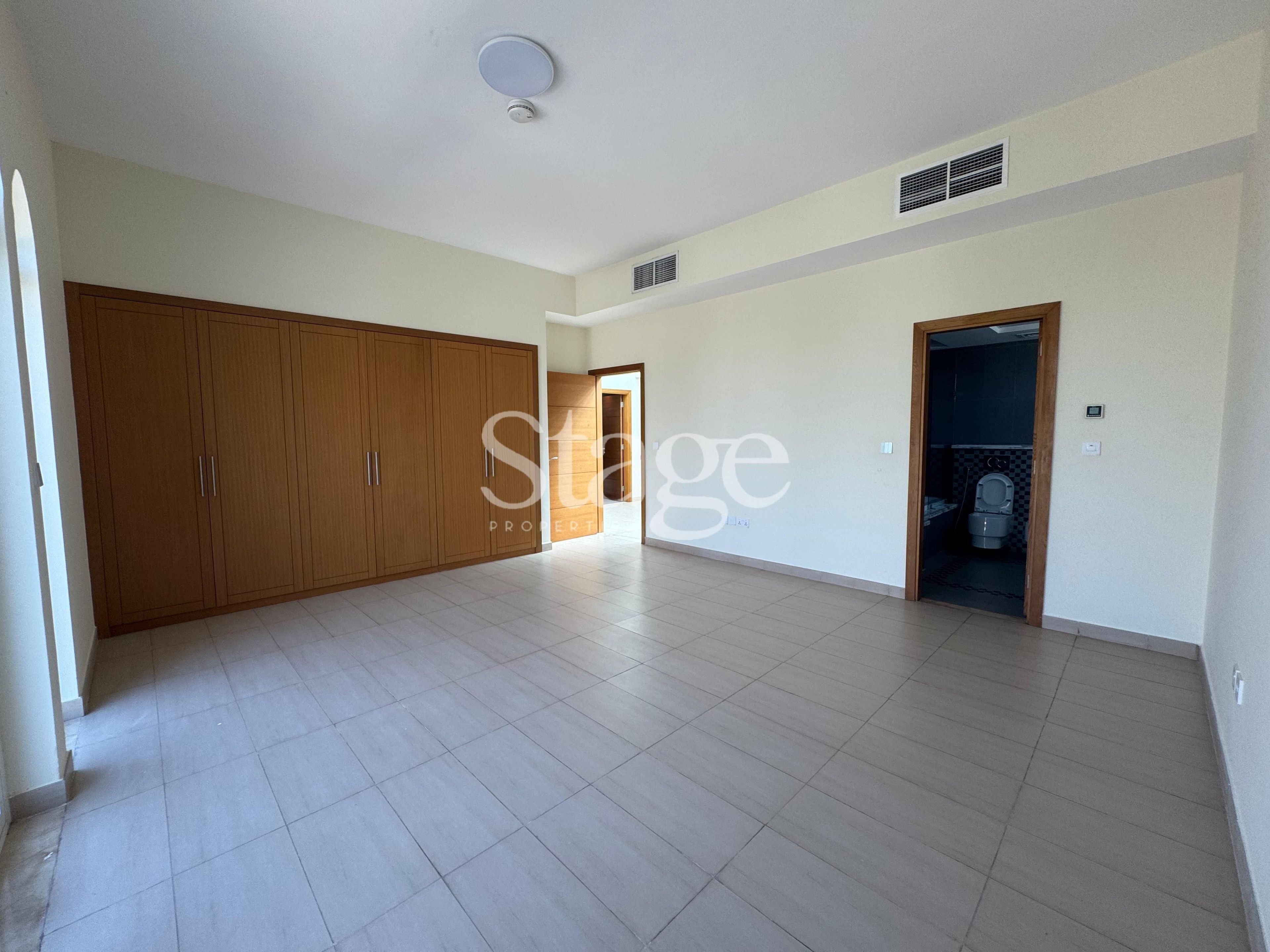 4 bedrooms common for Rent in Jumeirah Park, Dubai VI8415L