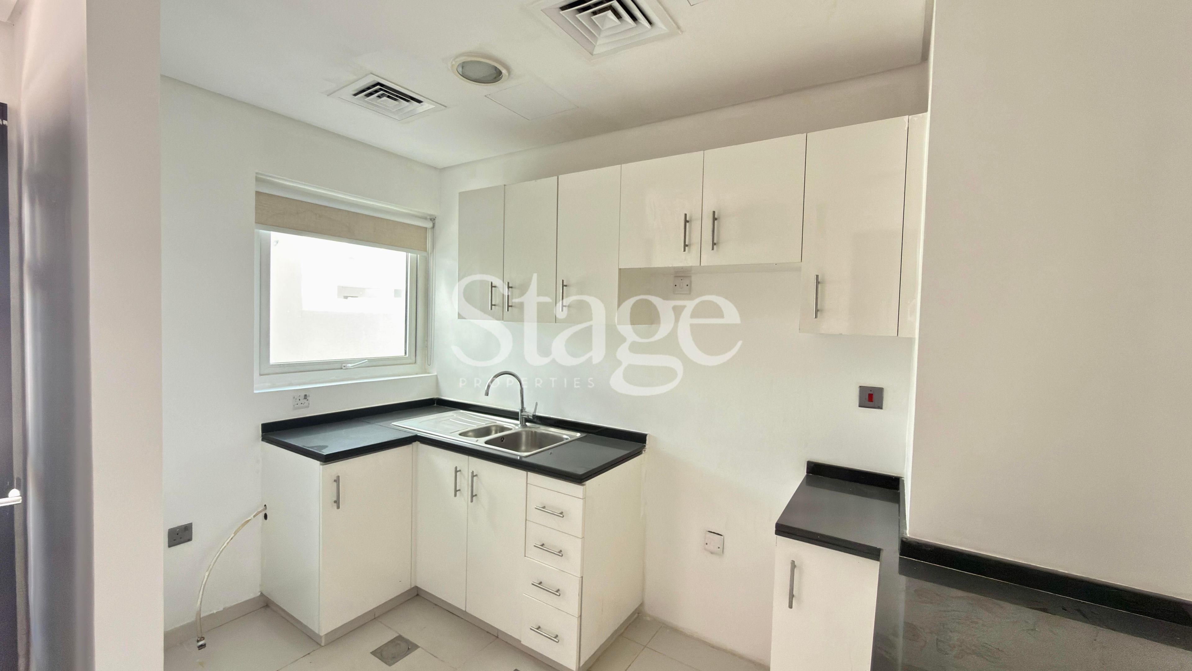 common من ٣ غرف نوم للبيع في 2 دماك هيلز، Dubai VI8700S