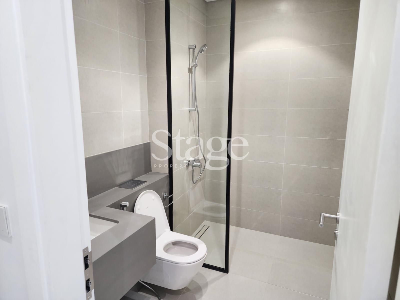 common من ٥ غرف نوم للبيع في Tilal City، Sharjah VI8650S