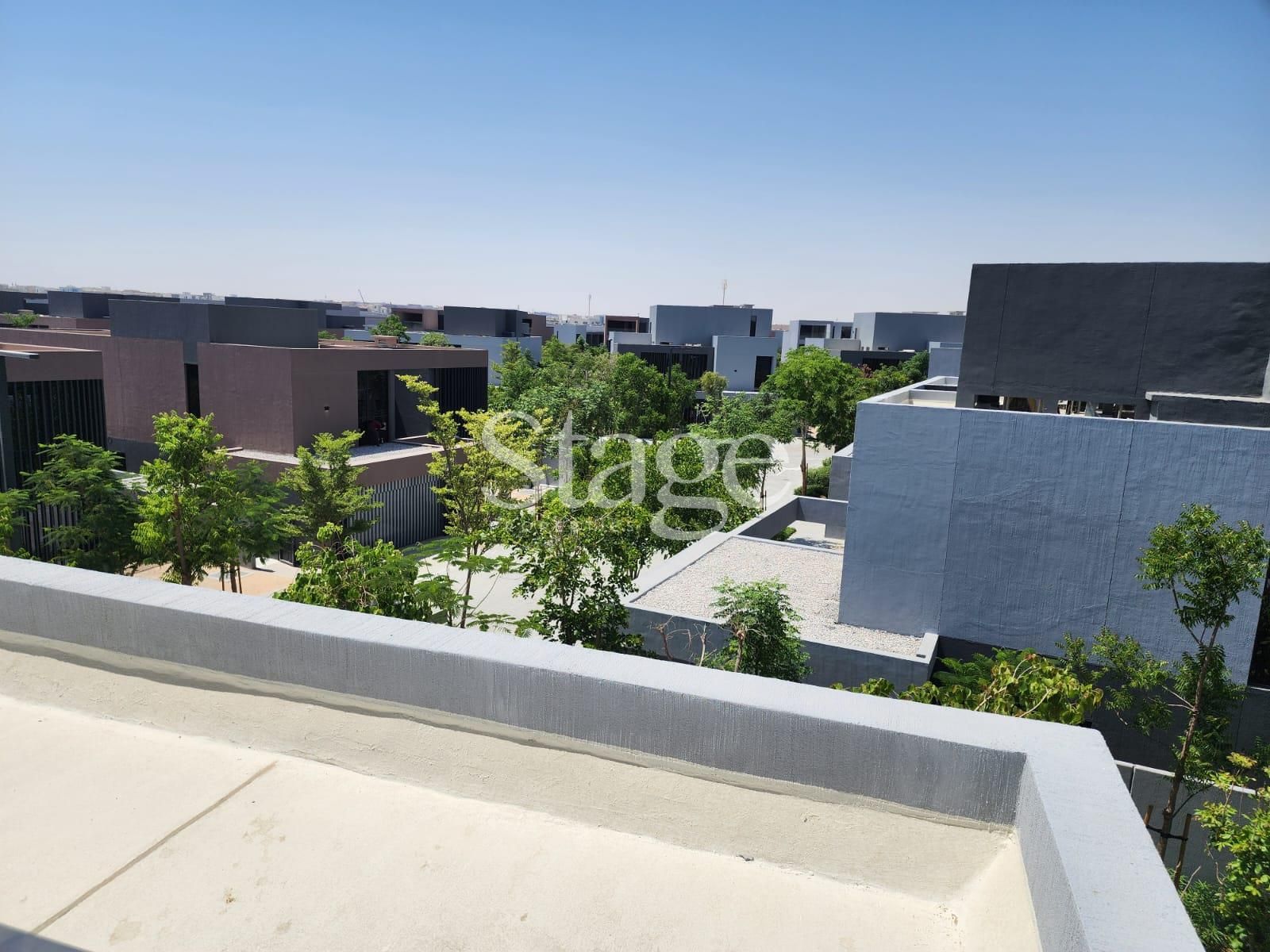 common من ٥ غرف نوم للبيع في Tilal City، Sharjah VI8650S