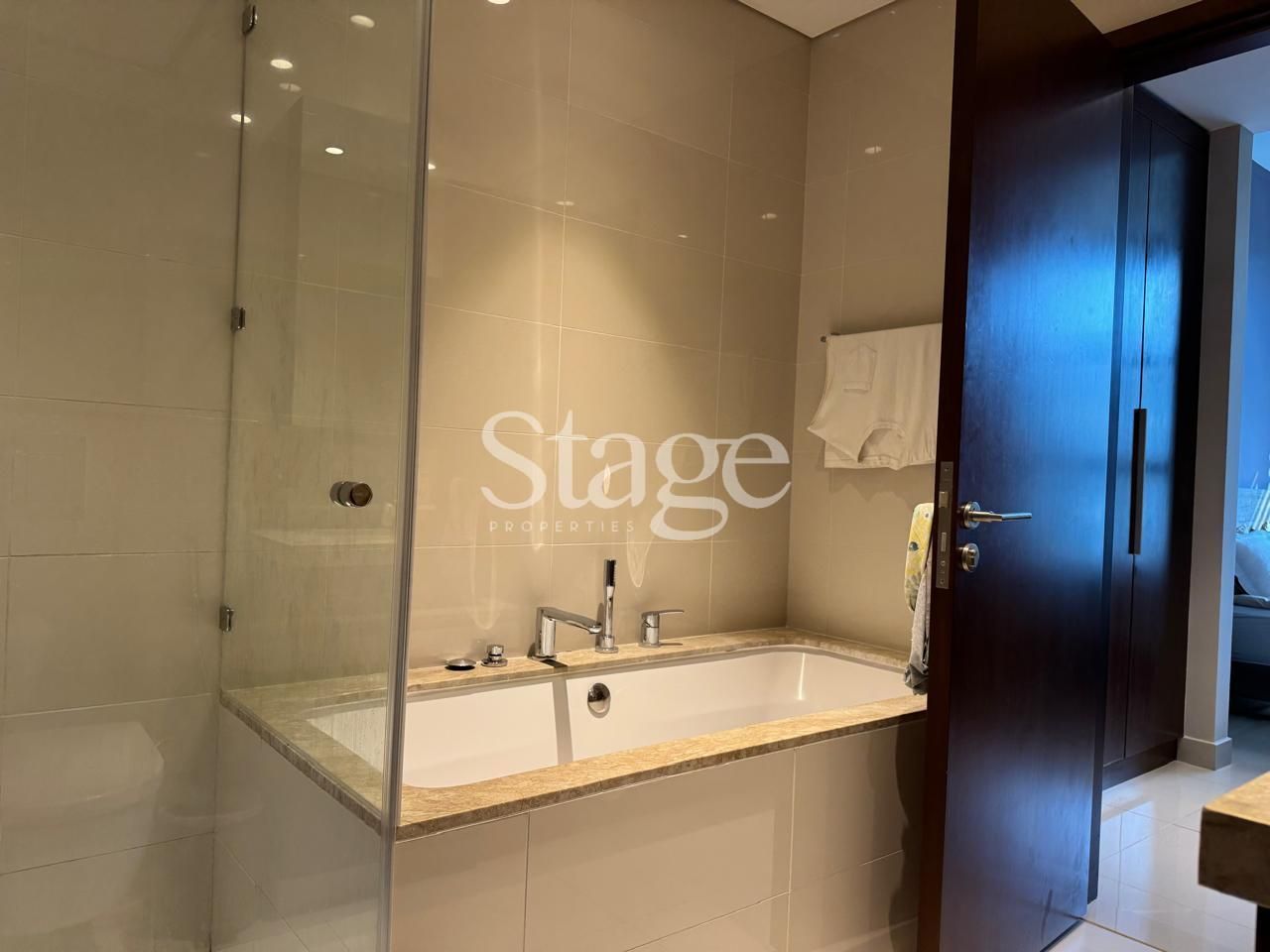 2 bedrooms apartment for Rent in Dubai Hills Estate, Dubai AP7835L
