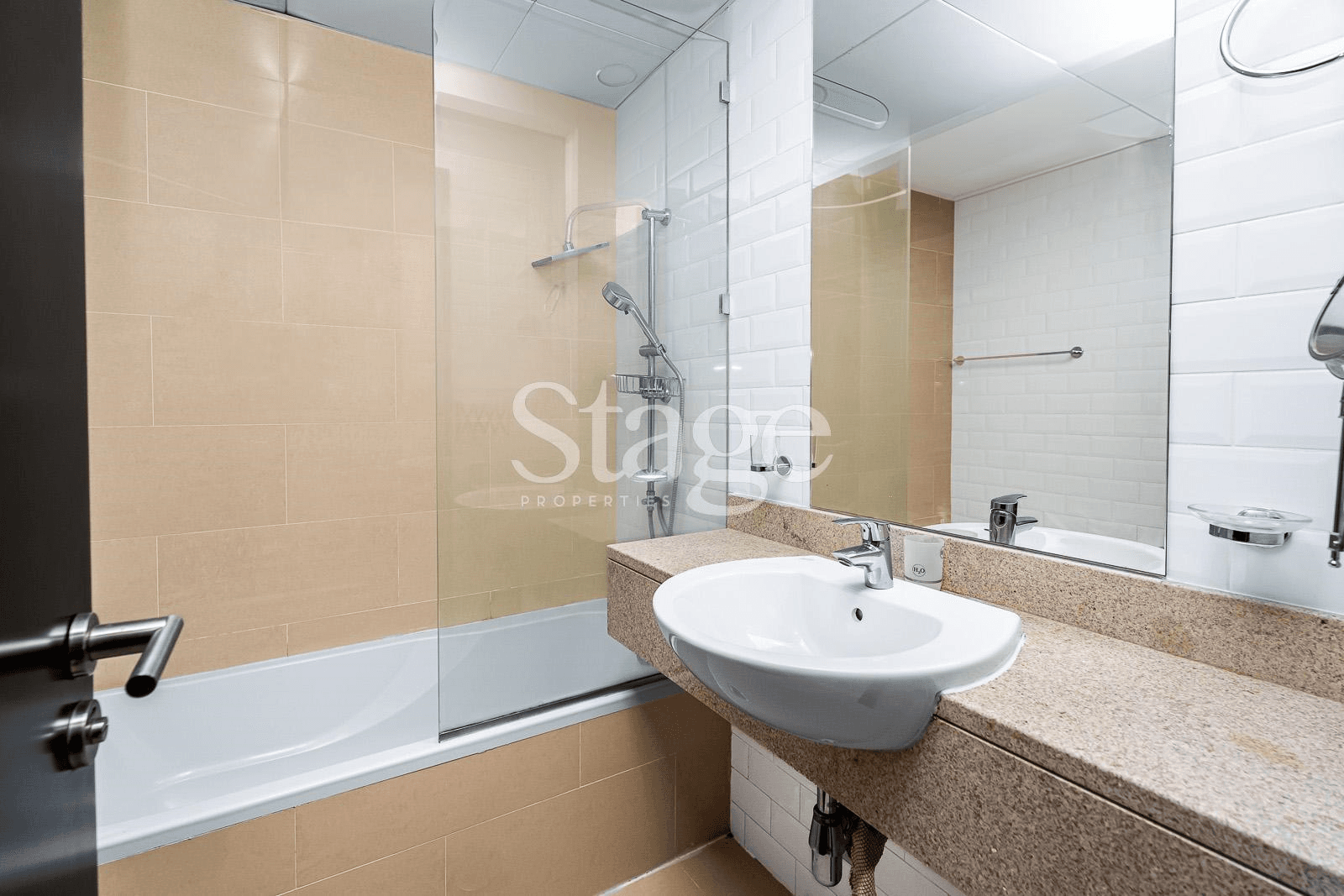 1 bedroom apartment for Sale in Motor City, Dubai AP7262S