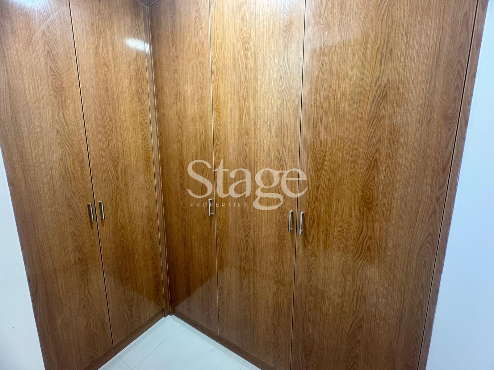 3 bedrooms Villas for Rent in Serena, Dubai VI8796L