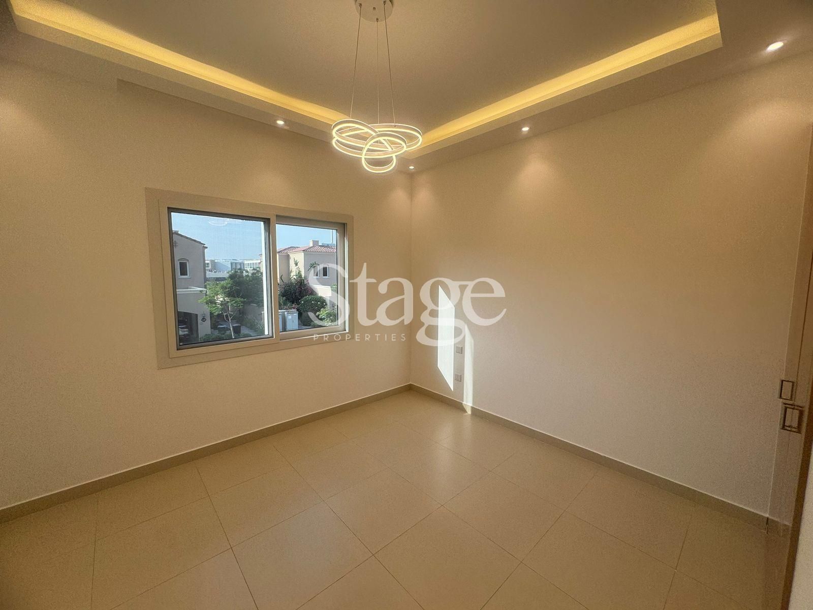 3 bedrooms Villas for Rent in Serena, Dubai VI8796L