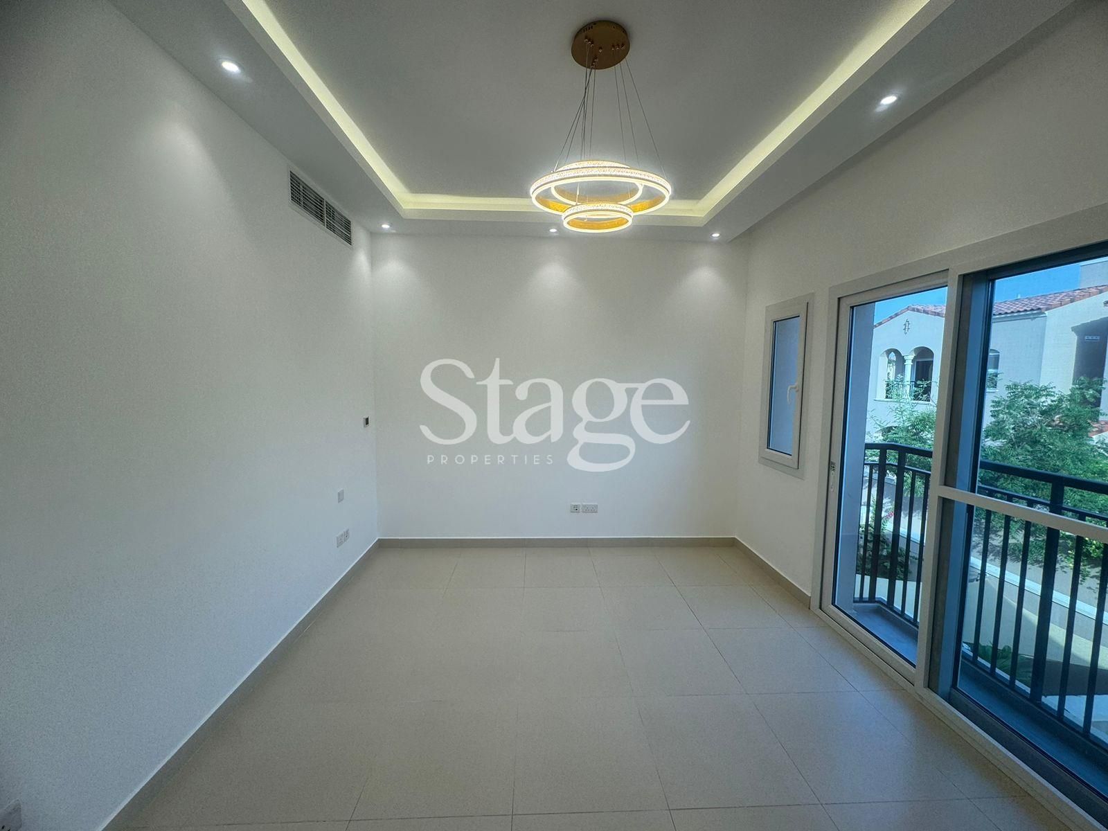3 bedrooms Villas for Rent in Serena, Dubai VI8796L