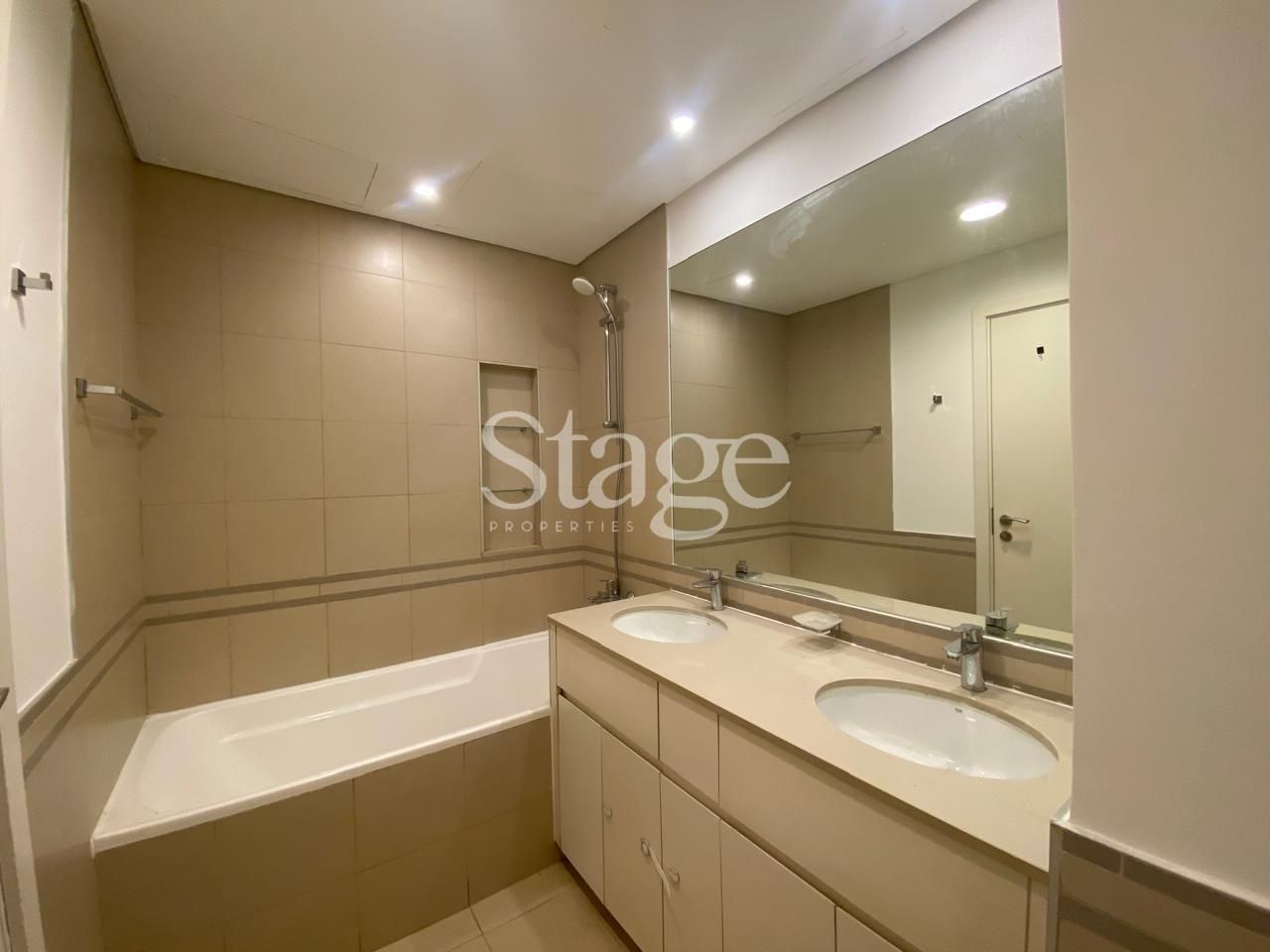 شقة من غرفتي نوم للإيجار في Town Square، Dubai AP9190L