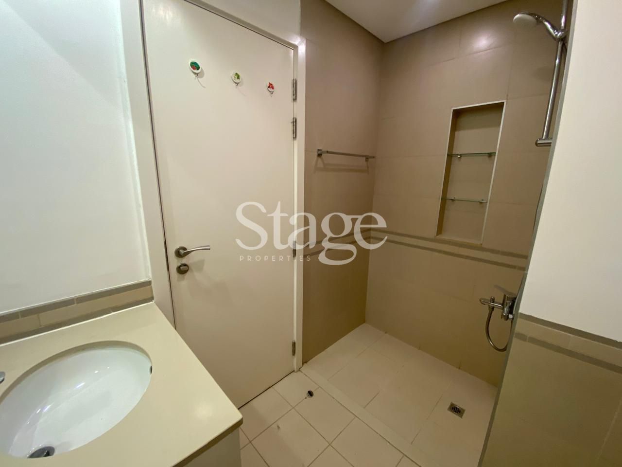 شقة من غرفتي نوم للإيجار في Town Square، Dubai AP9190L