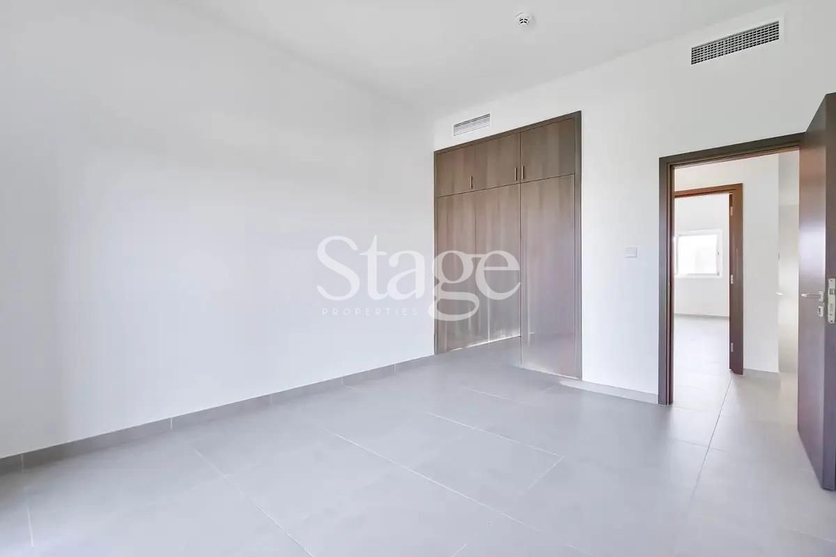 3 bedrooms Townhouse for Sale in Dubai Land, Dubai TH8573S