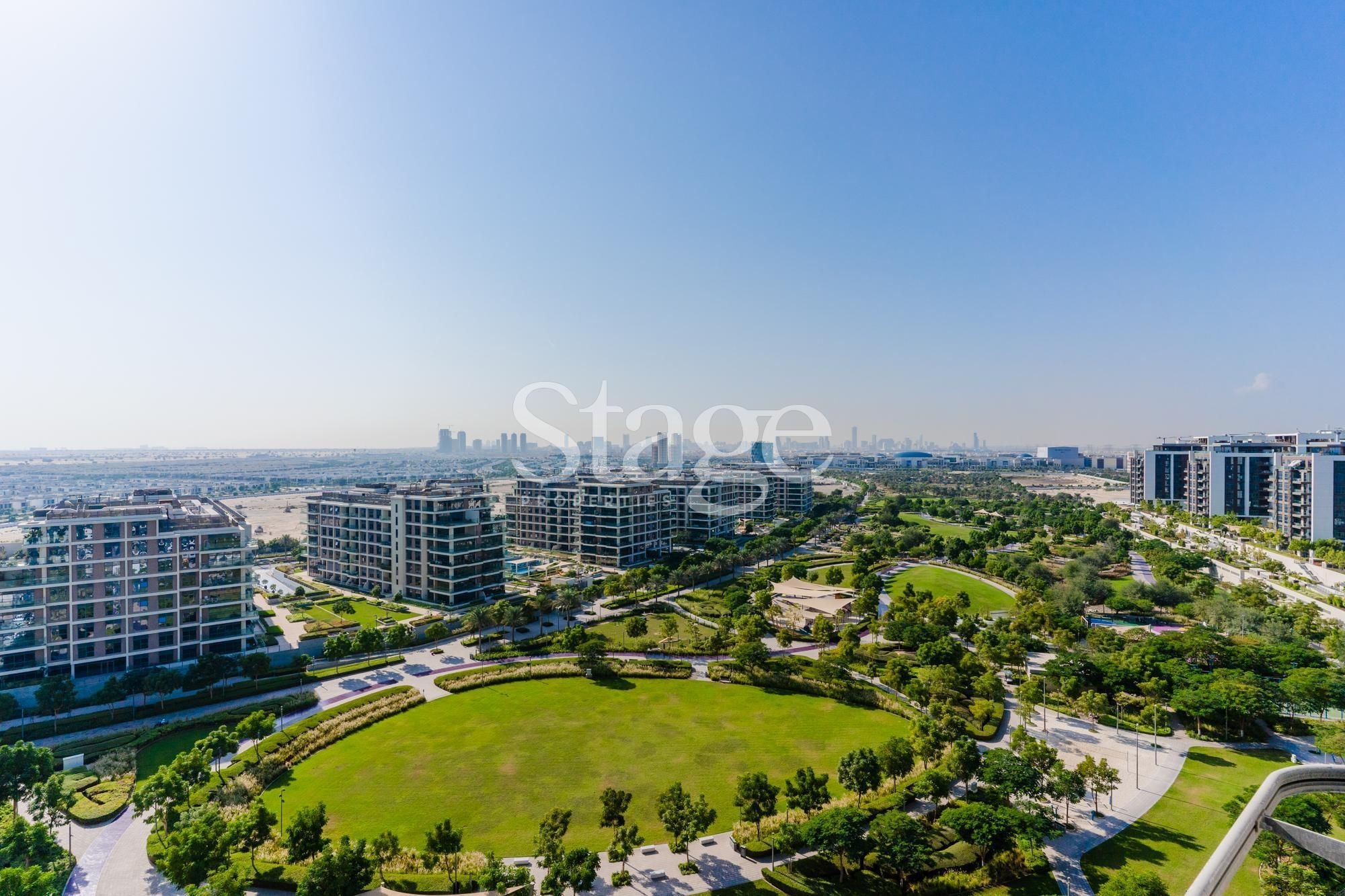 Huge 3 bedrooms apartment for sale in Dubai Hills