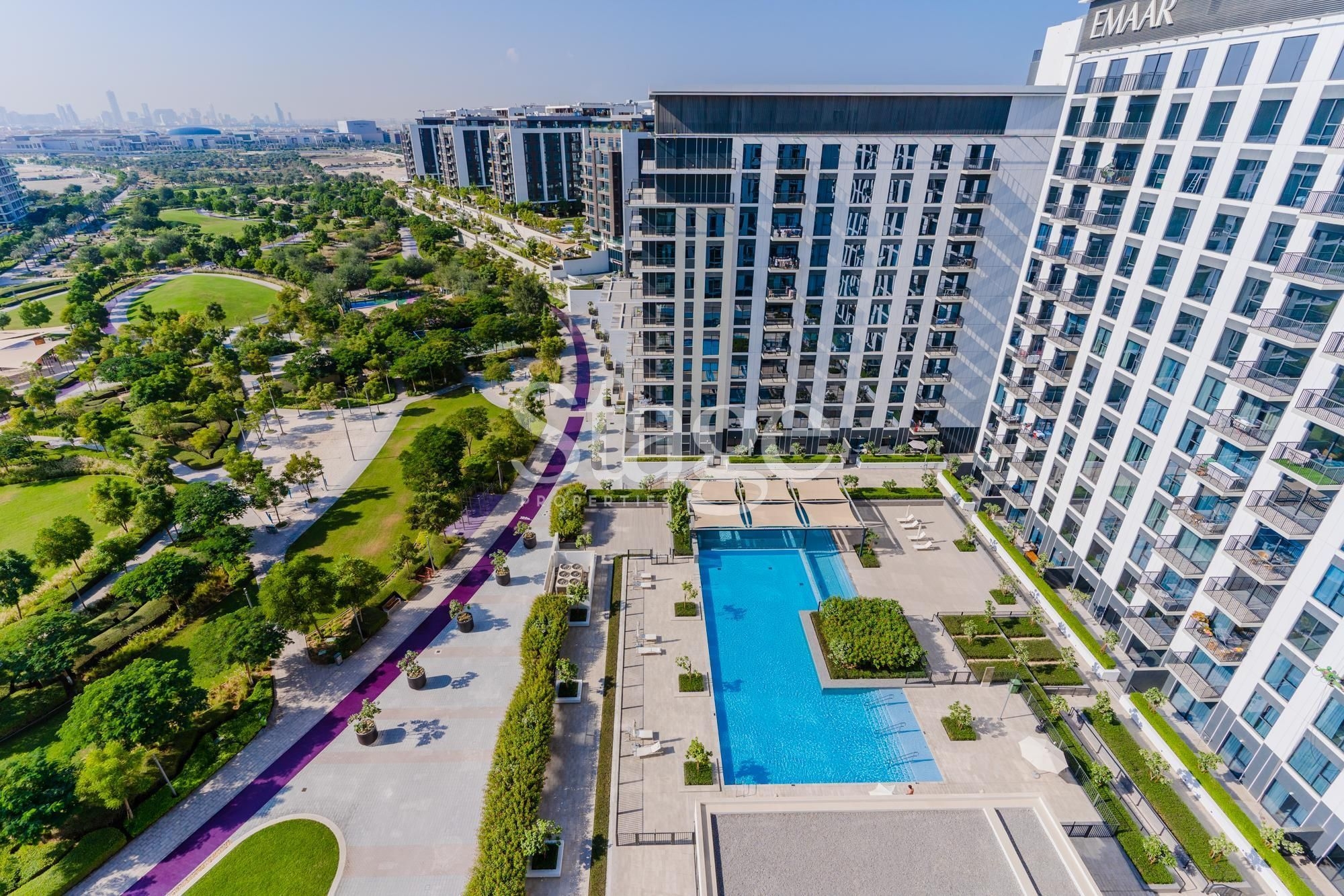 Huge 3 bedrooms apartment for sale in Dubai Hills