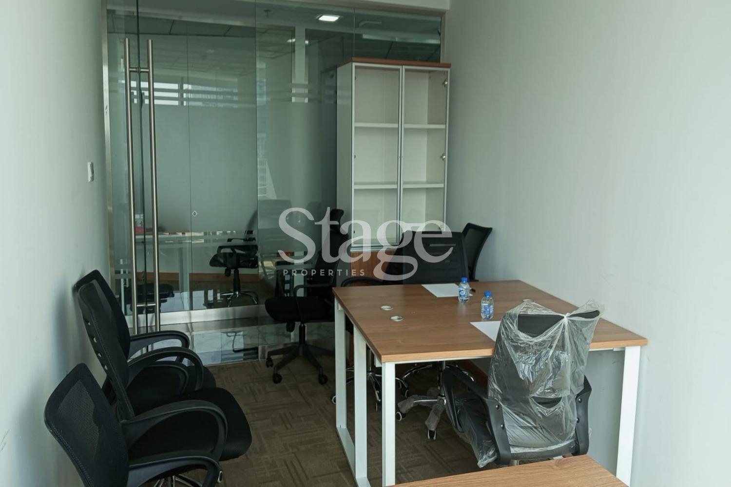 Canal view office for rent in Dubai Business Bay