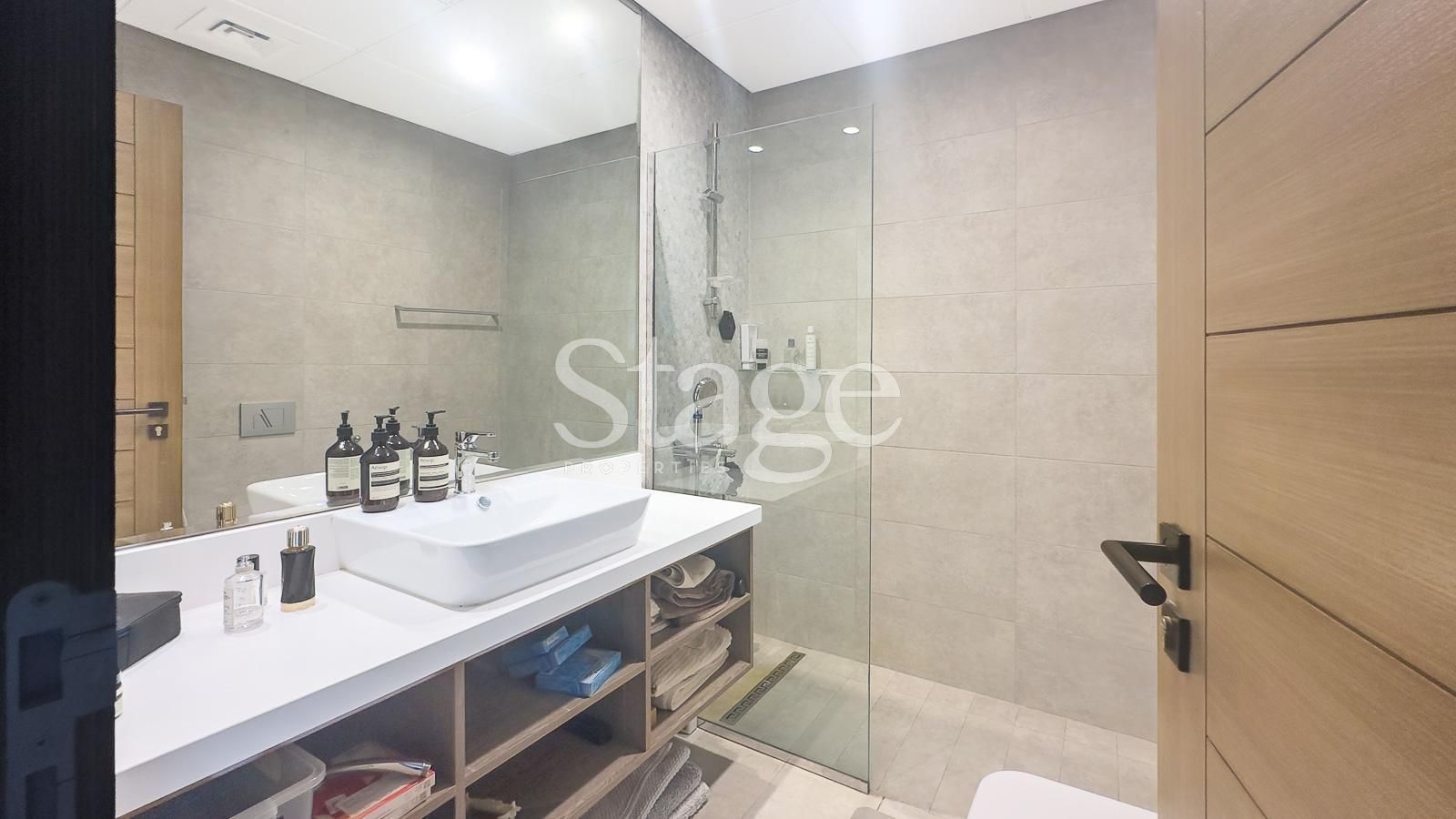 شقة من ٣ غرف نوم للبيع في Jumeirah Village Circle، Dubai stage-10513604