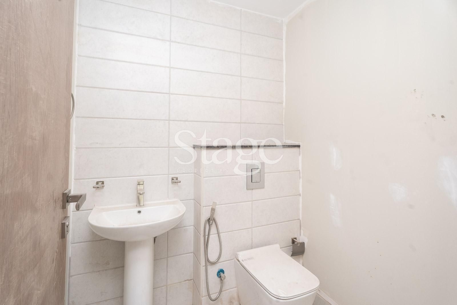 Dubai Business Bay: One-Bedroom Apartment for Sale | Stage Properties